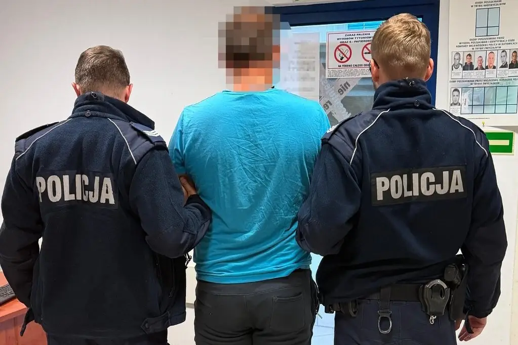 Zatrzymanie sprawcy kradzieży drogocennej biżuterii w Pyrzowicach