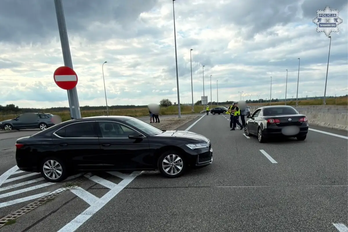 Mężczyzna uciekał przed policją i został zatrzymany