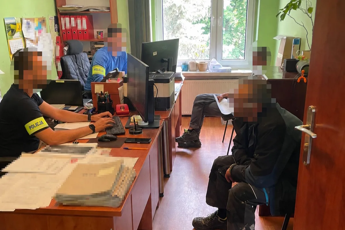 Zatrzymanie mężczyzny za kradzież elektronarzędzia w miejscu pracy